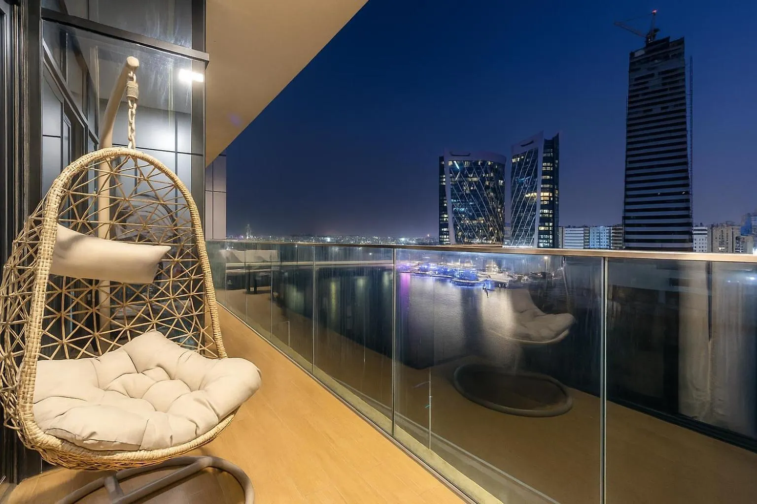 Lejlighed Lakeside Luxury Living In Al Maryah Island Abu Dhabi