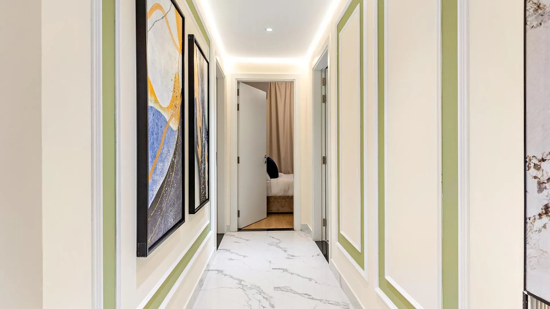 Lakeside Luxury Living In Al Maryah Island Abu Dhabi Lejlighed