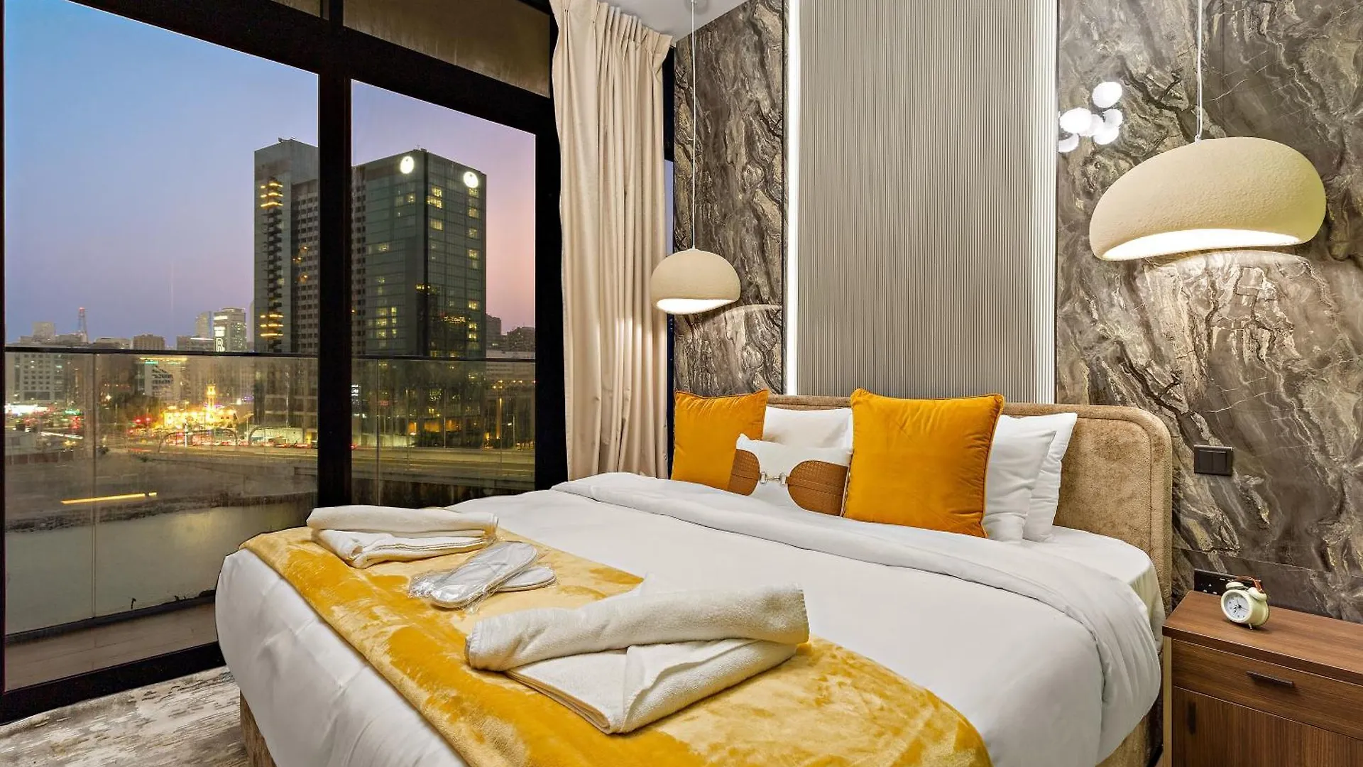 Lakeside Luxury Living In Al Maryah Island Abu Dhabi Lejlighed