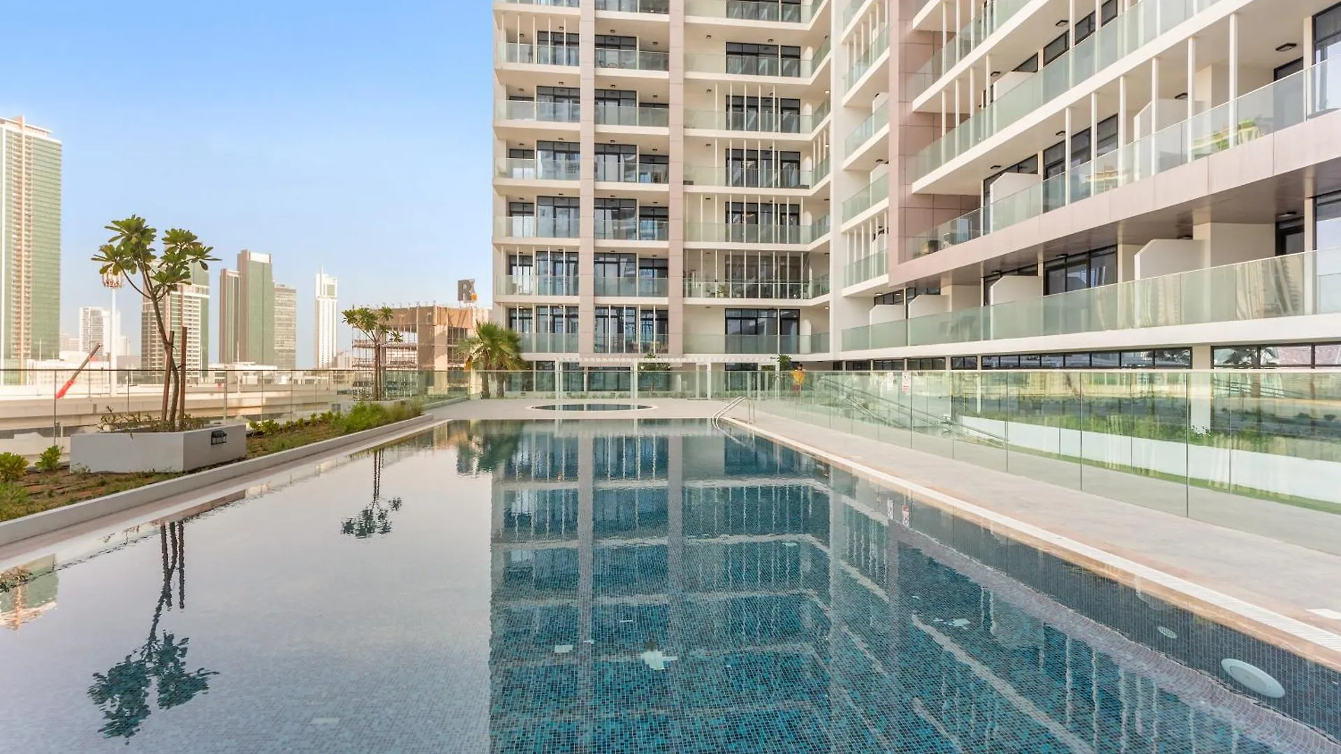 Lakeside Luxury Living In Al Maryah Island Abu Dabi 0*,